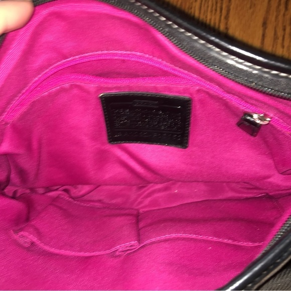 COACH canvas Kyra black signature bag Authentic   - Picture 6 of 9